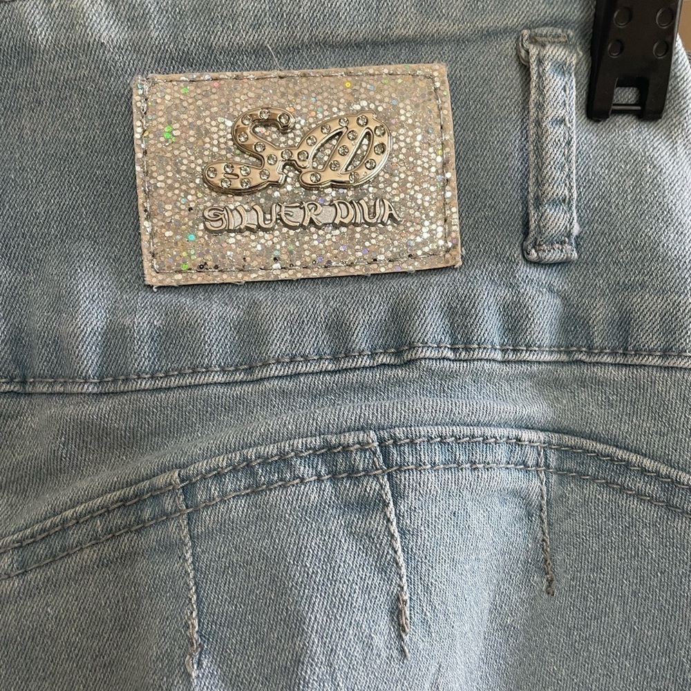 Womens junior size 5 Distressed Blue Jeans - Picture 6 of 6